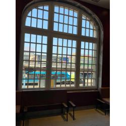 db-bahnhof-bielefeld-fenstermontage-03.jpg