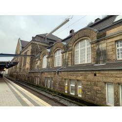 db-bahnhof-bielefeld-fenstermontage-06.jpg