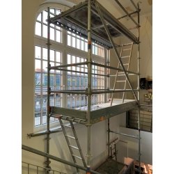 db-bahnhof-bielefeld-fenstermontage-04.jpg