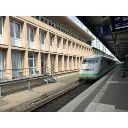 db-bahnhof-essen-fenstermontage-04.jpg