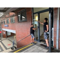 db-bahnhof-recklinghausen-fenstermontage-01.jpg